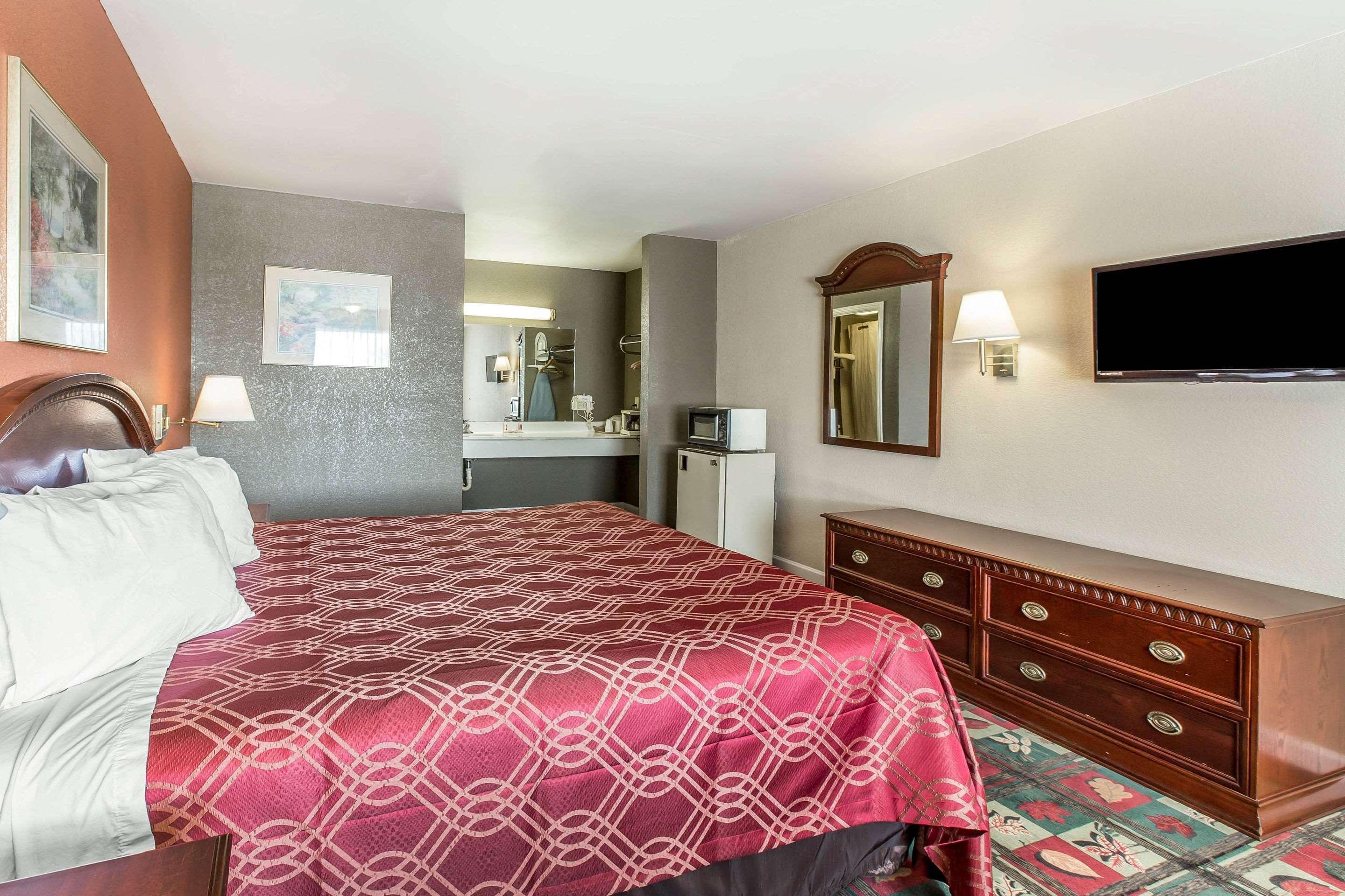 Econo Lodge Thomaston Kültér fotó